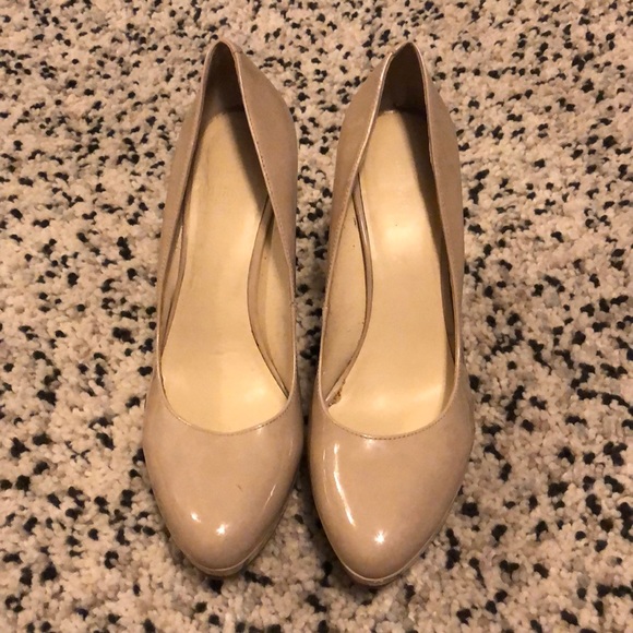 Nude Heels - Picture 1 of 5